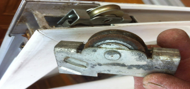 screen door roller repair in Temple City